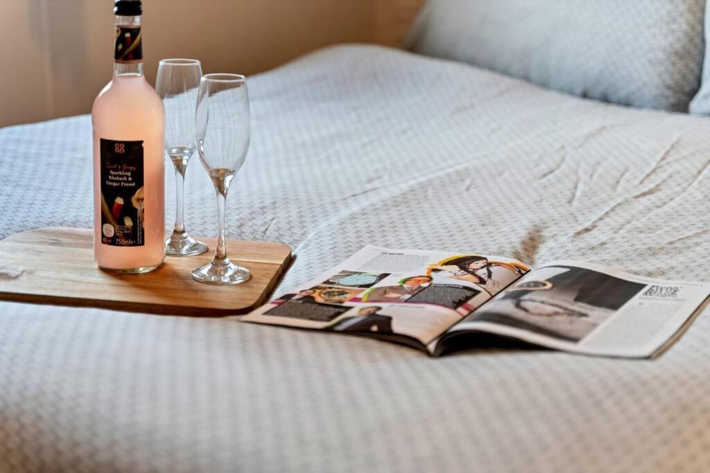 Tattershall Lakes: Sally'S Superior Stay Bagian luar foto